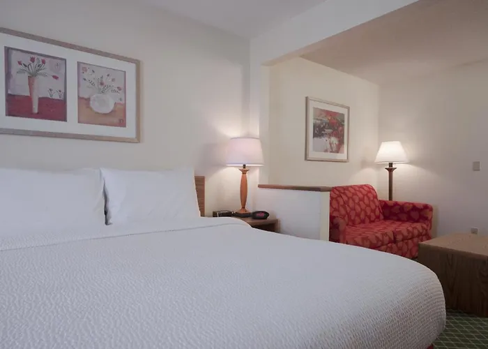 Country & By Radisson, Fairview Heights, Il Hotel Fairview Heights