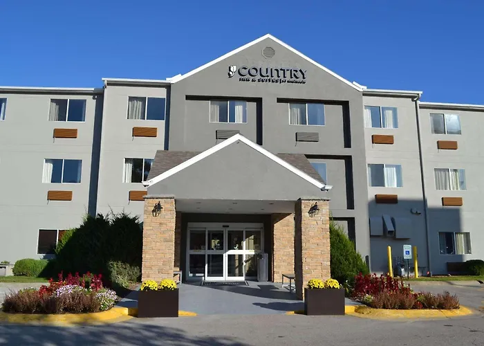 Hotel Country & By Radisson, Fairview Heights, Il