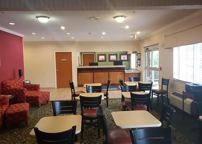 Hotel Country & By Radisson, Fairview Heights, Il 3*