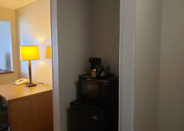Country & By Radisson, Fairview Heights, Il Hotel 3*