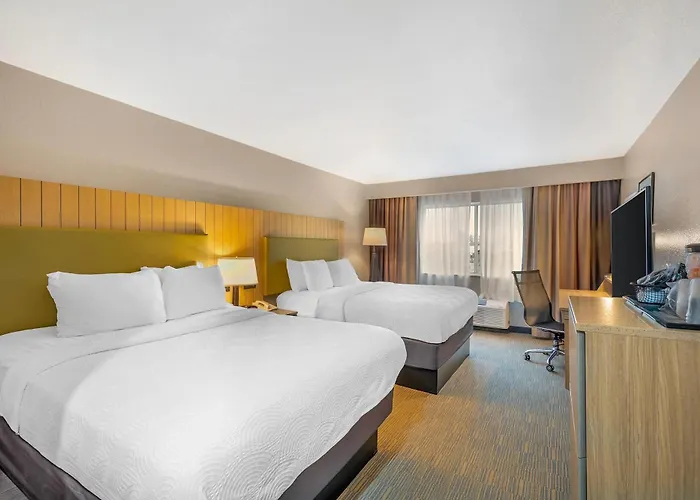 Hotel Country & By Radisson, Fairview Heights, Il Fairview Heights