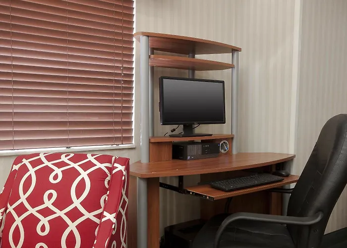 Country & By Radisson, Fairview Heights, Il Hotel