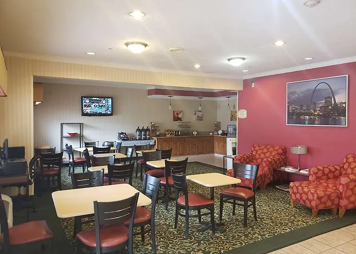 Hotel Country & By Radisson, Fairview Heights, Il